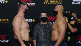 Александр Романов на битве взглядов перед UFC Вегас 13