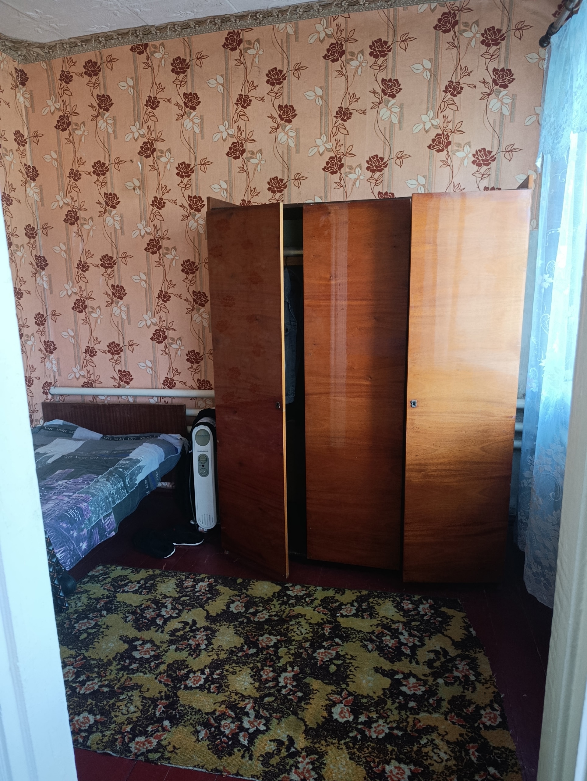 Продам дом село Весёлая Тарасовка +79591868906